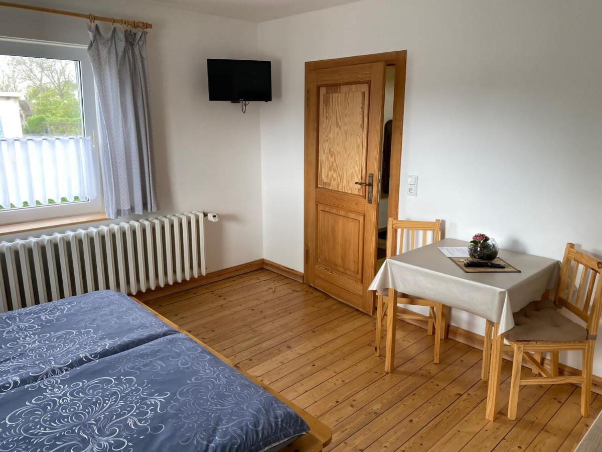 Pension Landhaus An Der Saale Bernburg Buitenkant foto
